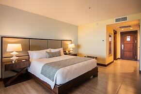 Crocs Resort & Casino