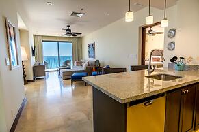 Crocs Resort & Casino