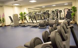 Crocs Resort & Casino