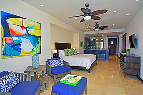 Crocs Resort & Casino