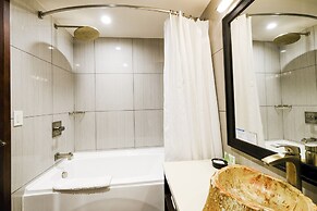 Crocs Resort & Casino