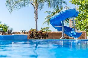 Crocs Resort & Casino