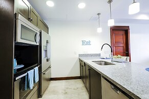 Crocs Resort & Casino