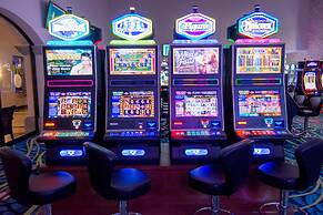 Crocs Resort & Casino