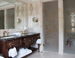 The Castle Hotel, a Luxury Collection Hotel, Dalian