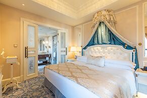 The Castle Hotel, a Luxury Collection Hotel, Dalian