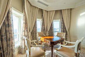 The Castle Hotel, a Luxury Collection Hotel, Dalian