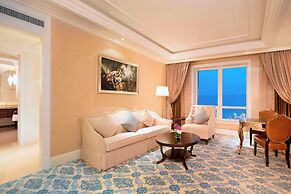 The Castle Hotel, a Luxury Collection Hotel, Dalian