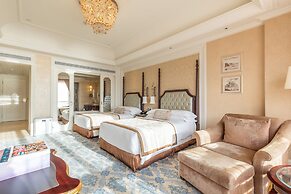 The Castle Hotel, a Luxury Collection Hotel, Dalian