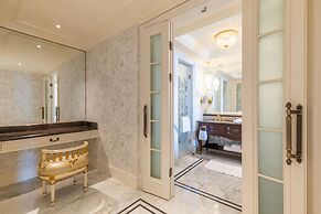 The Castle Hotel, a Luxury Collection Hotel, Dalian