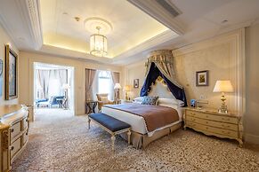 The Castle Hotel, a Luxury Collection Hotel, Dalian