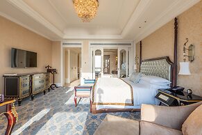 The Castle Hotel, a Luxury Collection Hotel, Dalian