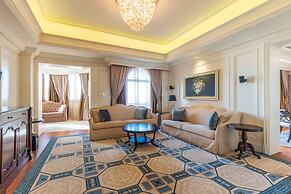 The Castle Hotel, a Luxury Collection Hotel, Dalian