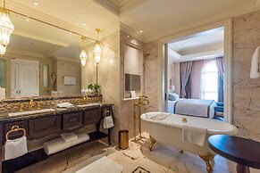 The Castle Hotel, a Luxury Collection Hotel, Dalian