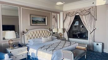 The Castle Hotel, a Luxury Collection Hotel, Dalian