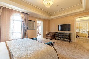 The Castle Hotel, a Luxury Collection Hotel, Dalian