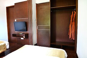 Devata Suite & Residence