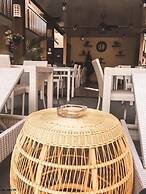 Devata Suite & Residence