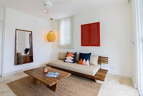 Las Canas Beach Retreat