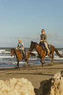 Las Canas Beach Retreat