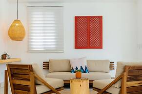 Las Canas Beach Retreat