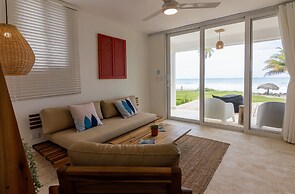 Las Canas Beach Retreat