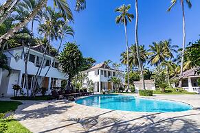 Las Canas Beach Retreat