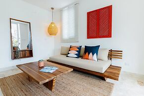 Las Canas Beach Retreat