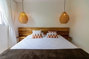 Las Canas Beach Retreat