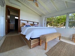 Las Canas Beach Retreat