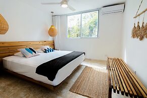 Las Canas Beach Retreat