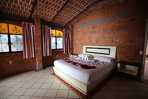 Mama Chuy Hotel & Villas