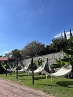 Mama Chuy Hotel & Villas