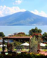 Mama Chuy Hotel & Villas