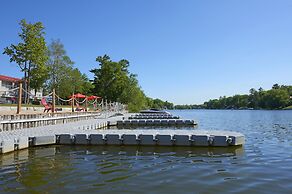 Wasaga Riverdocks Hotel Suites