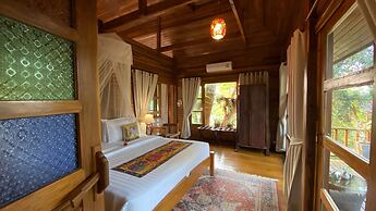Nan Seasons Boutique Resort