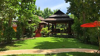 Nan Seasons Boutique Resort