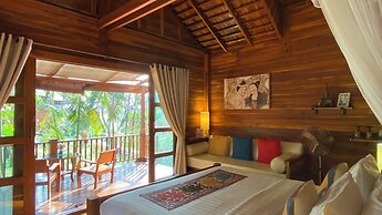 Nan Seasons Boutique Resort