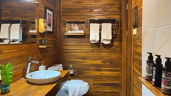 Nan Seasons Boutique Resort