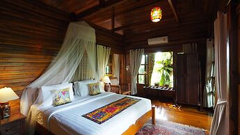 Nan Seasons Boutique Resort