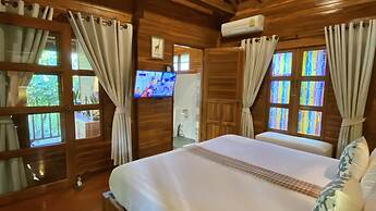 Nan Seasons Boutique Resort