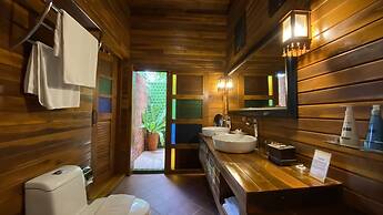 Nan Seasons Boutique Resort