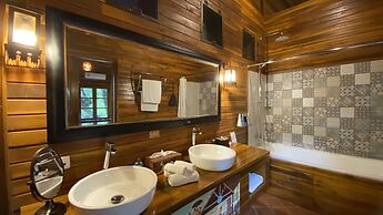 Nan Seasons Boutique Resort