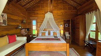 Nan Seasons Boutique Resort