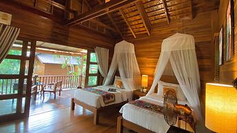 Nan Seasons Boutique Resort