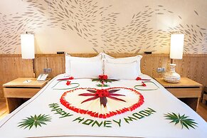 Lily Beach Resort & Spa - All Inclusive