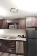 Paradise Inn and Suites - Redwater