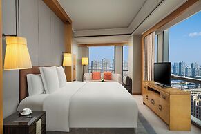 Pullman Haining