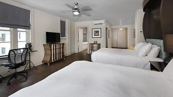 White House Hotel