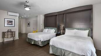 White House Hotel